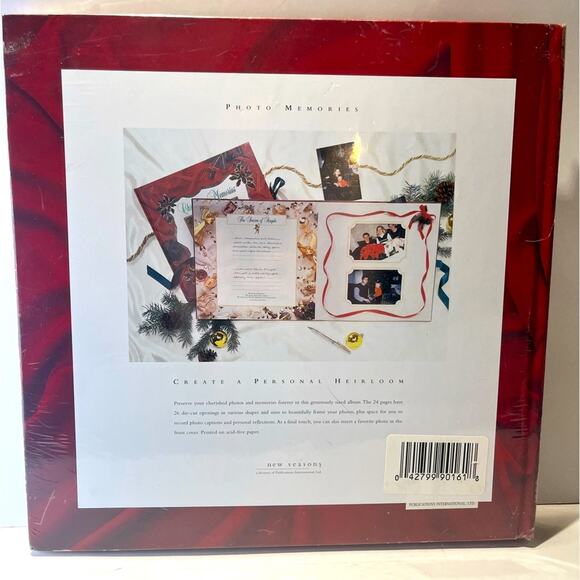 NWT Christmas Memories photo album - Picture 2 of 3